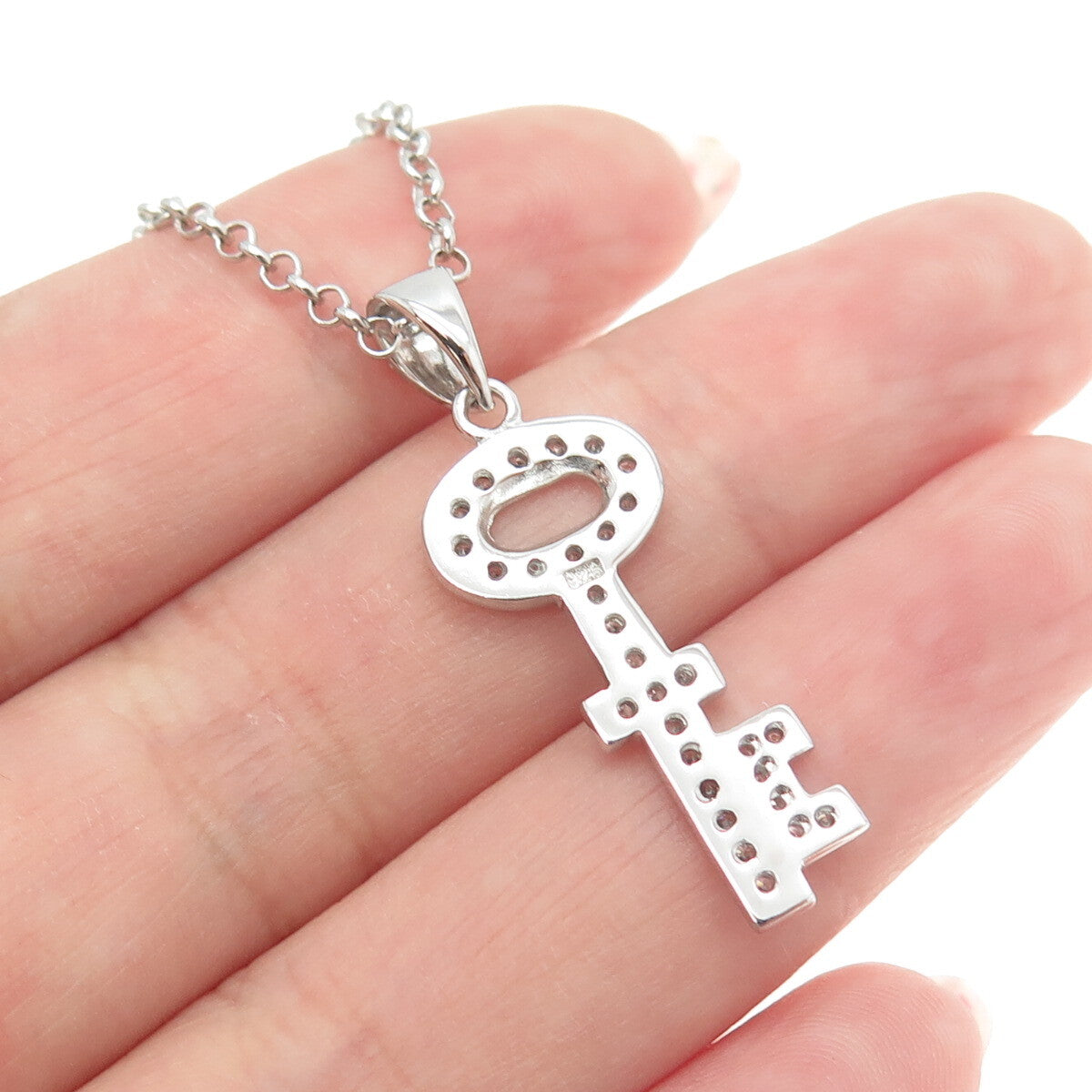 925 Sterling Silver Round-Cut C Z Key Rolo Chain Necklace 16"