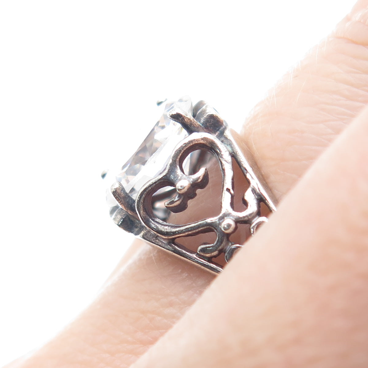CHATEAU D'ARGENT 925 Sterling Silver Vintage Round-Cut C Z Heart Ring Size 9