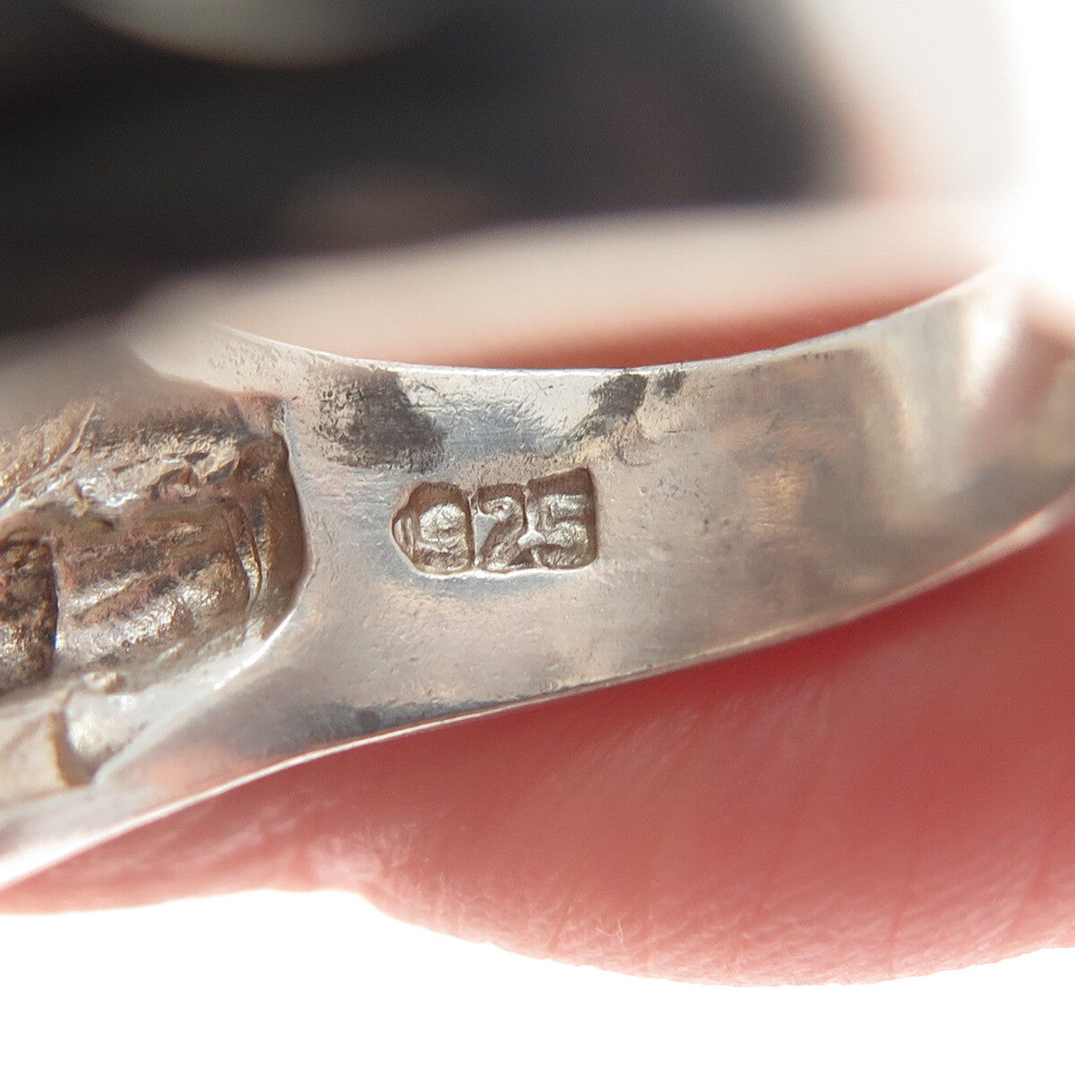 CHAPAL ZENRAY Sterling Silver Vintage Diamond-Cut Twisted Oxidized Ring Size 8.5