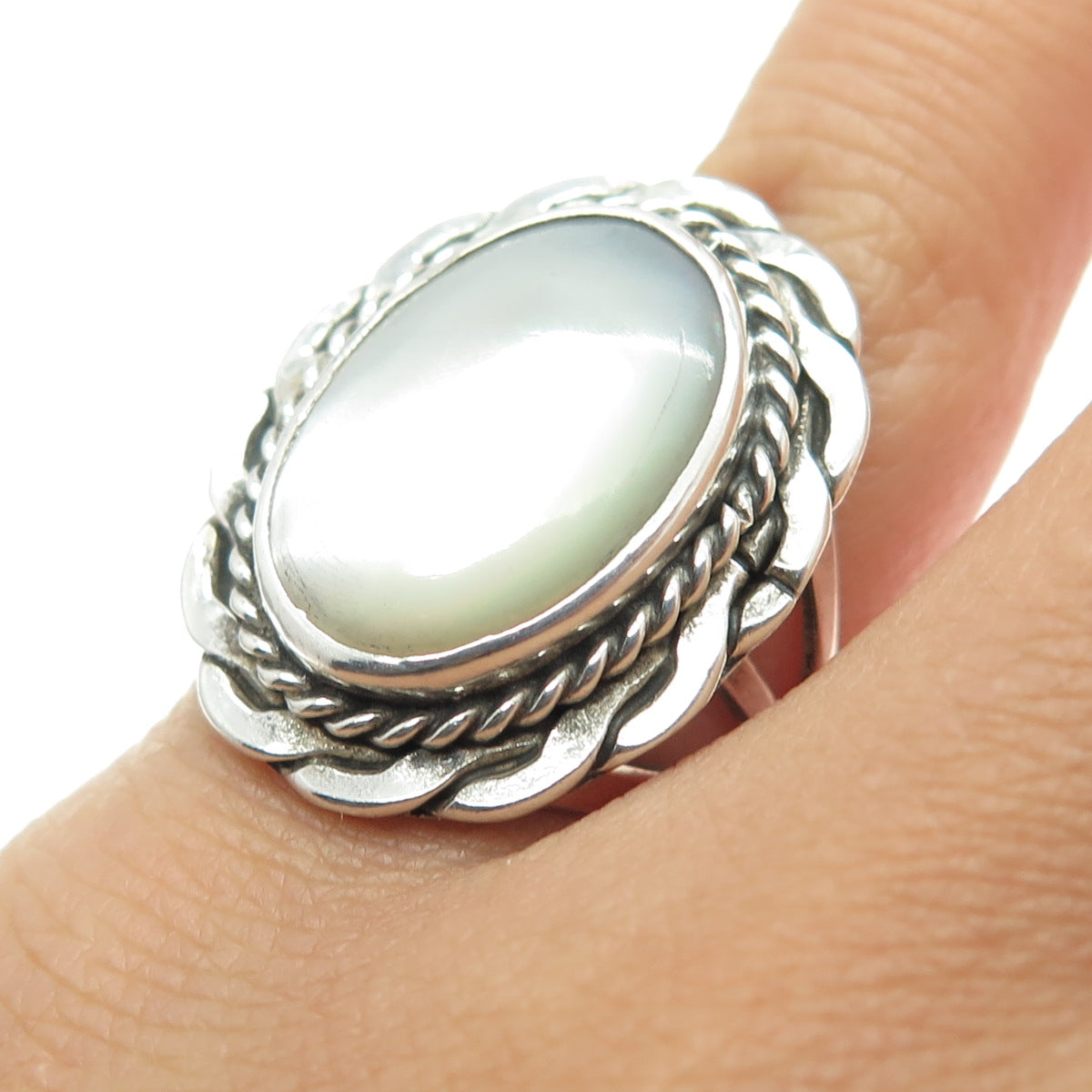 Old Pawn 925 Sterling Silver Vintage Southwestern MOP Braided Ring Size 4.75