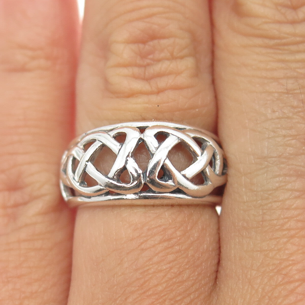 925 Sterling Silver Vintage Celtic Knot Ring Size 6