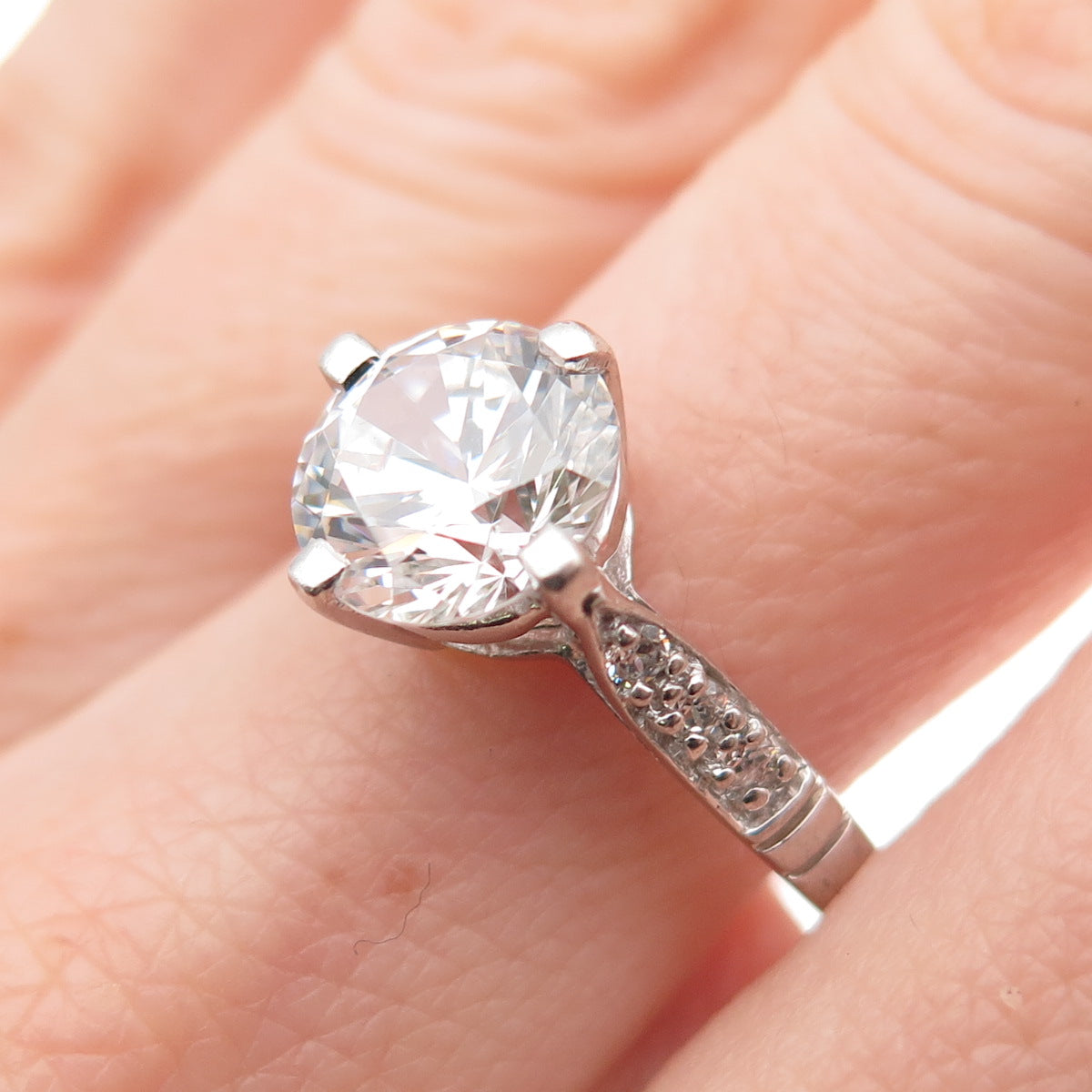 925 Sterling Silver Round-Cut C Z Engagement Ring Size 10