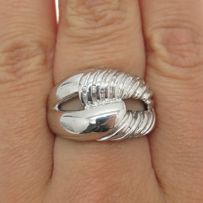 925 Sterling Silver Vintage Ribbed Interlocked Ring Size 8.25