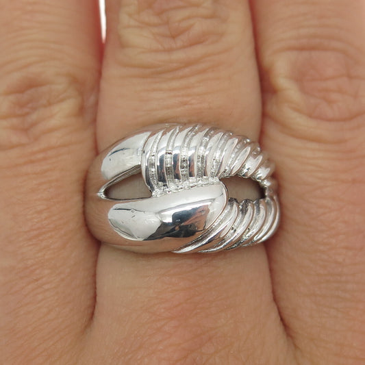 925 Sterling Silver Vintage Ribbed Interlocked Ring Size 8.25