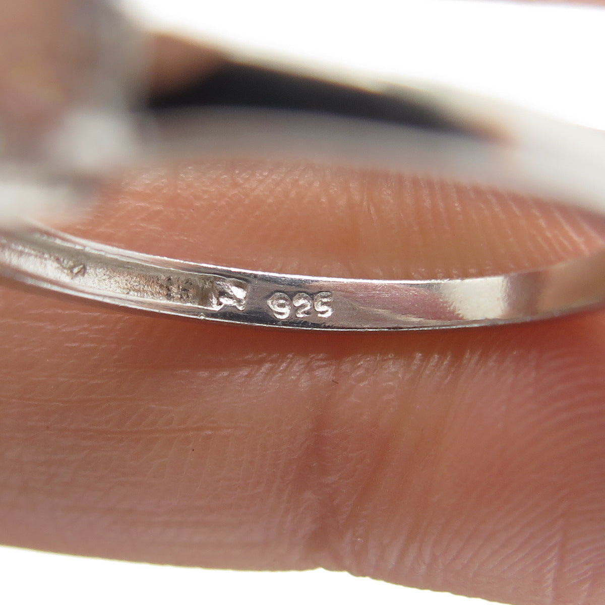 925 Sterling Silver Round-Cut Shaped C Z Engagement Ring Size 7.25