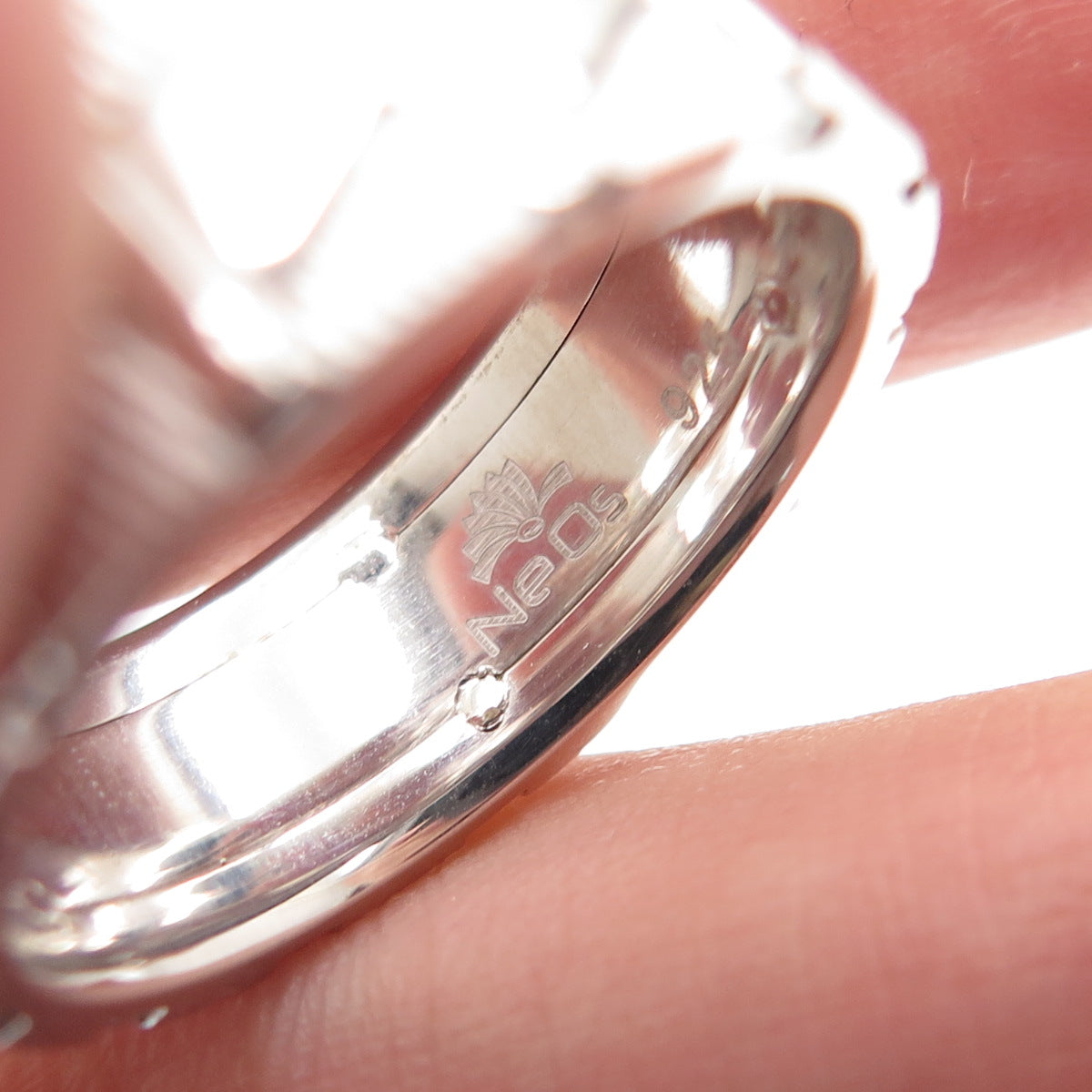 NEOS 925 Sterling Silver Textured Zig Zag Band Ring Size 8.75