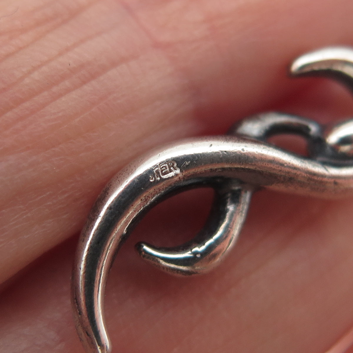 925 Sterling Silver Vintage Modernist Infinity Human Oxidized Charm Pendant