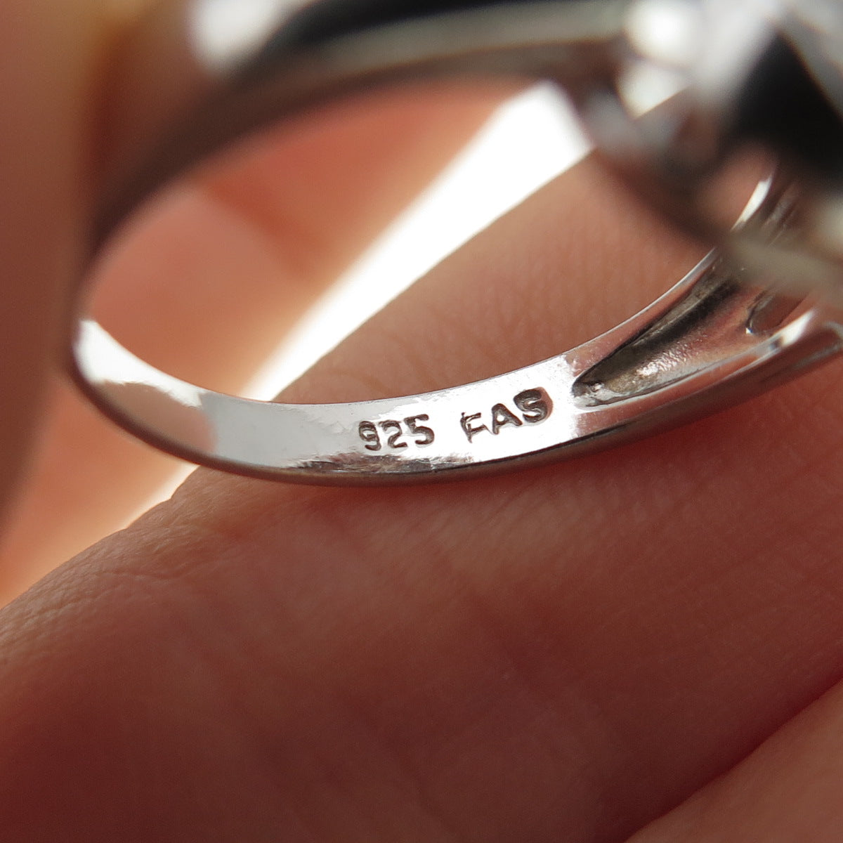 925 Sterling Silver Real Diamond & Black Spinel Flower Ring Size 6.25