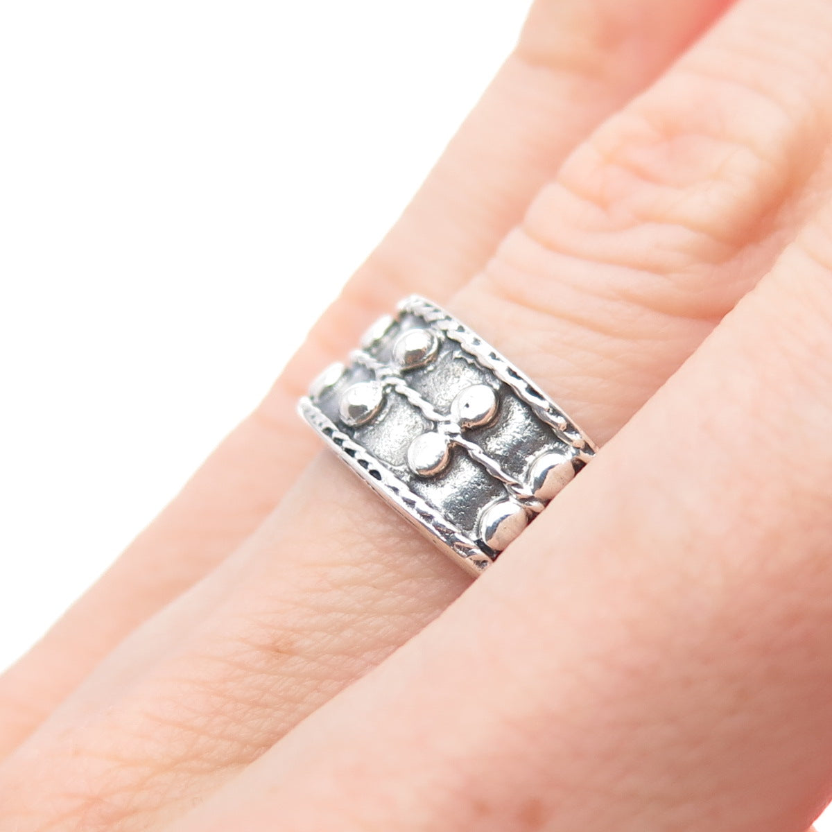 925 Sterling Silver Vintage Modernist Beaded Oxidized Ring Size 6