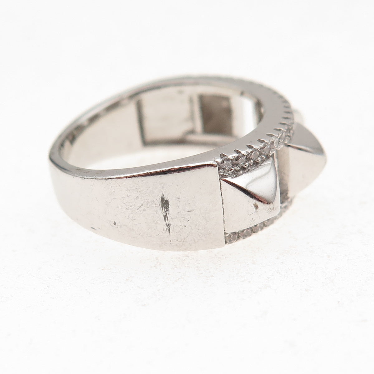 925 Sterling Silver Round-Cut C Z Pyramid-Shape Ring Size 7