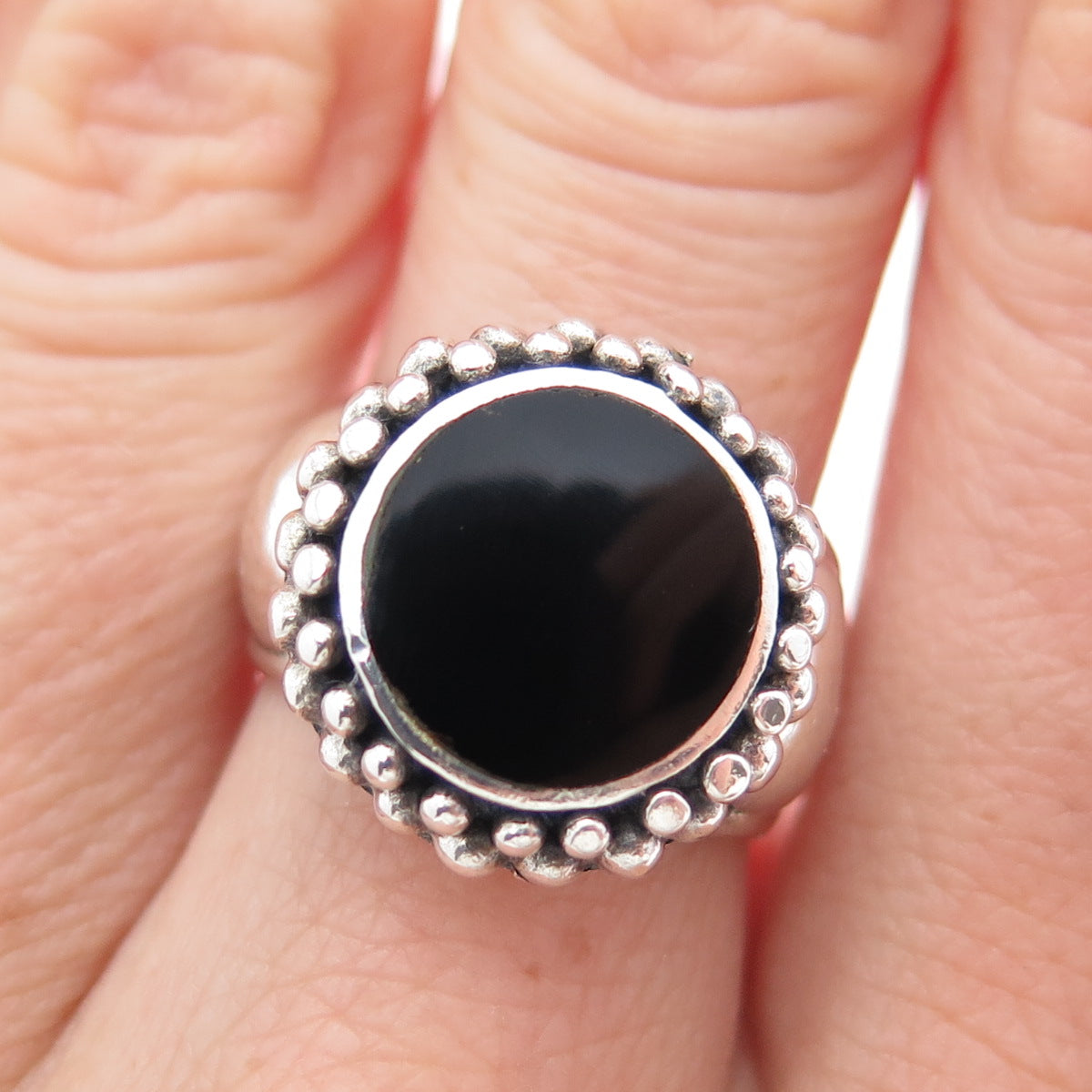925 Sterling Silver Vintage Real Black Onyx Modernist Beaded Ring Size 6.75