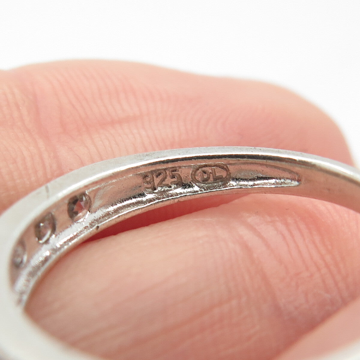 925 Sterling Silver Round-Cut C Z Ring Size 8