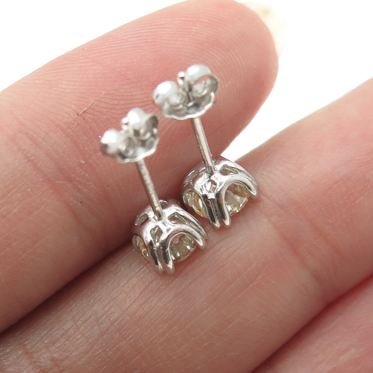 925 Sterling Silver Round-Cut Shaped Canary C Z Stud Earrings