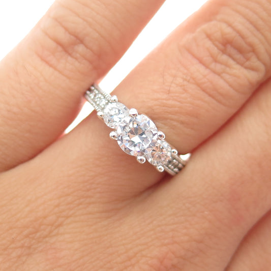 925 Sterling Silver Round-Cut C Z Engagement Ring Size 6.25