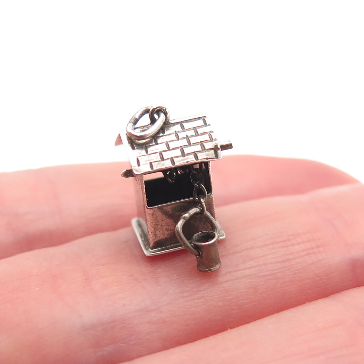 925 Sterling Silver Antique Art Deco Water Well Oxidized 3D Mini Charm Pendant