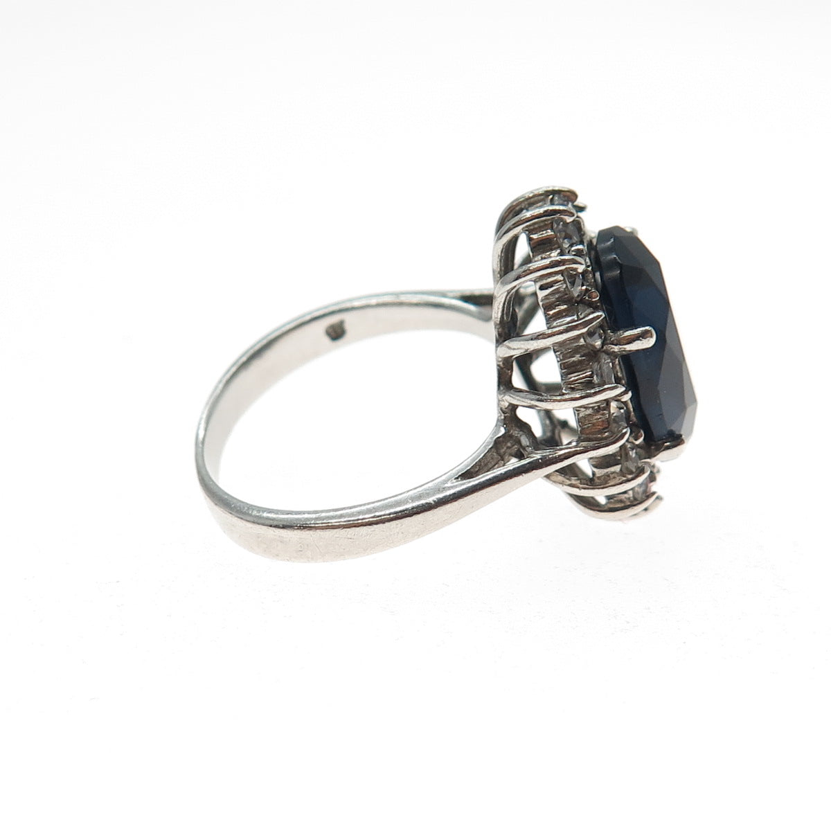 925 Sterling Silver Vintage Dark Blue & White C Z Bohemian Ring Size 8