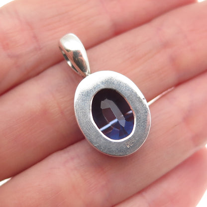 925 Sterling Silver Vintage Oval-Cut Blue C Z Charm Pendant
