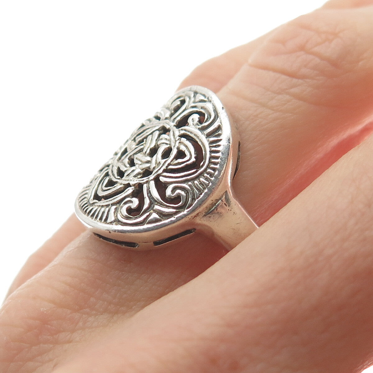 925 Sterling Silver Vintage Celtic Tribal Ring Size 7.75