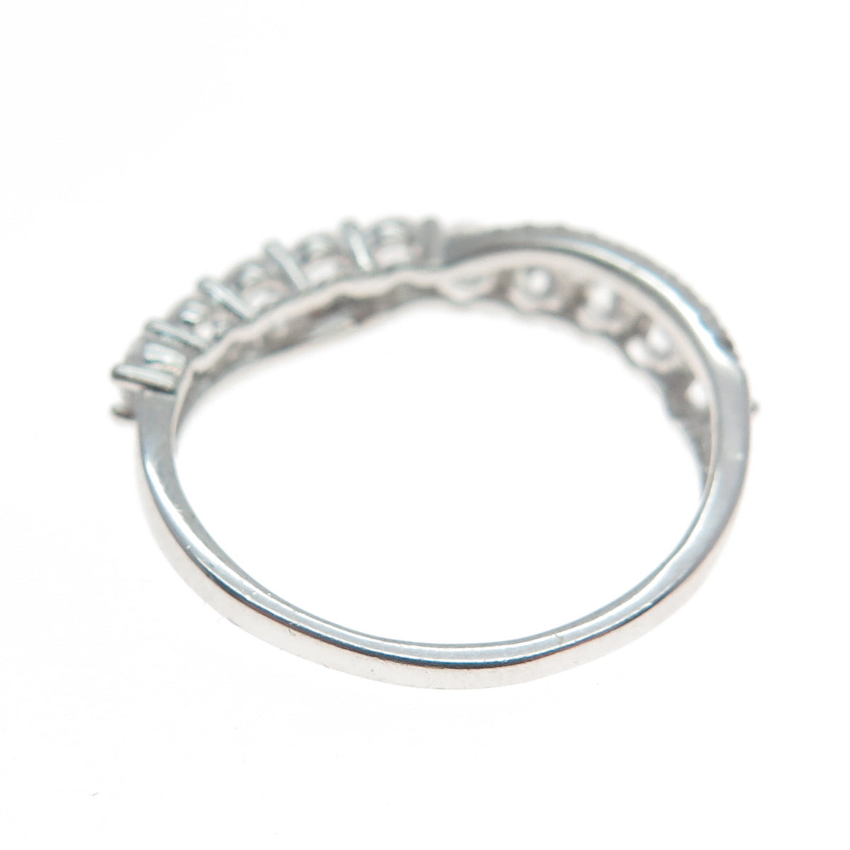 925 Sterling Silver Round-Cut C Z Crisscross Wavy Ring Size 7.25