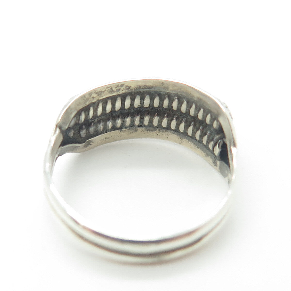 925 Sterling Silver Vintage Lacing Ring Size 6.25