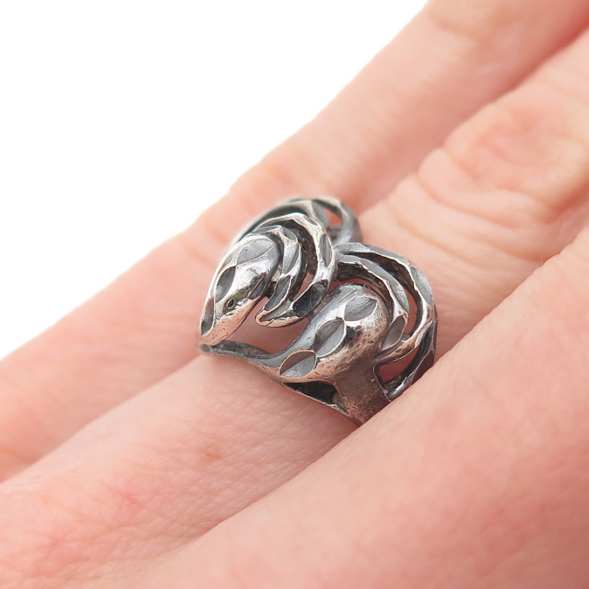 925 Sterling Silver Vintage Modernist Heart Oxidized Ring Size 4.75