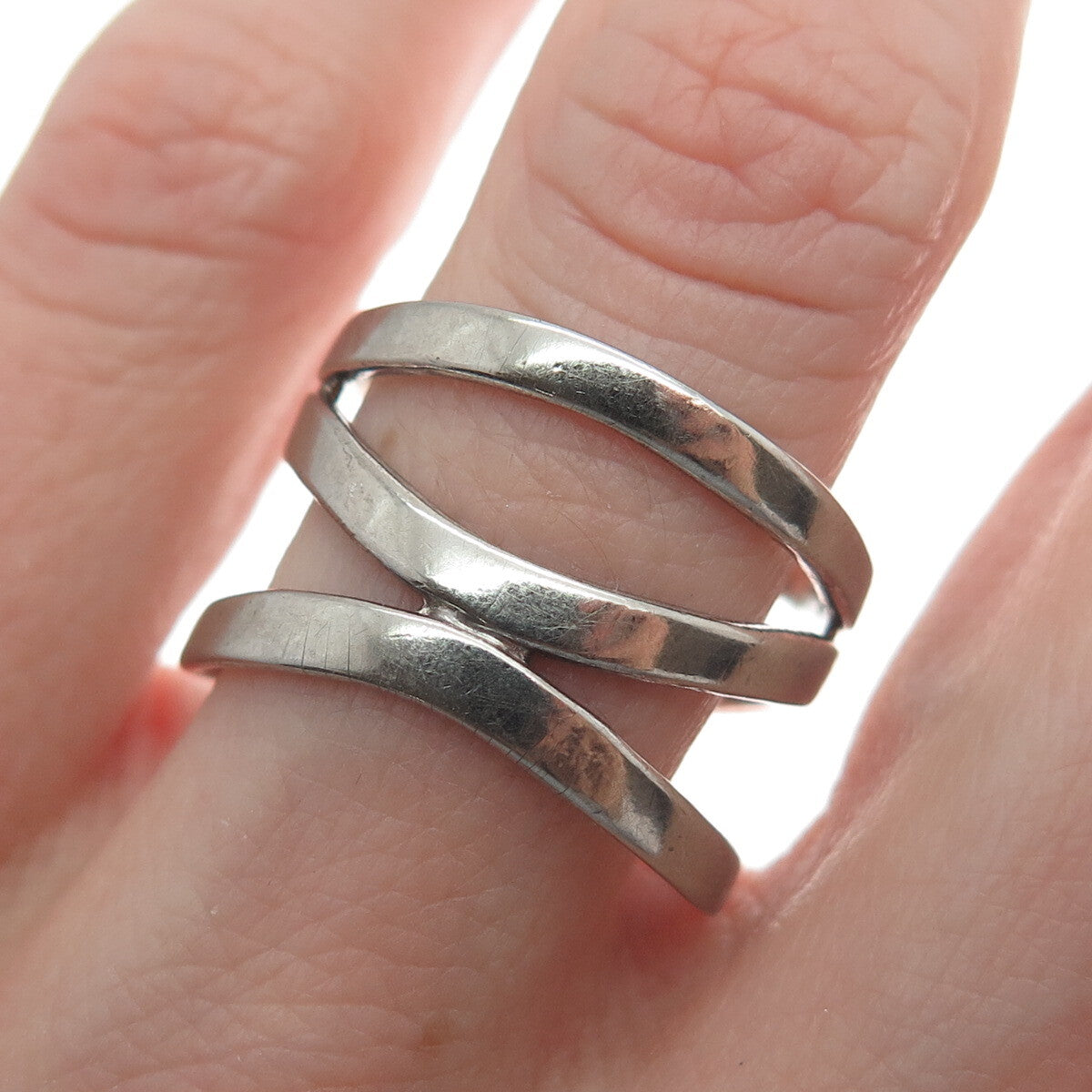 925 Sterling Silver Vintage Modernist Wavy 3-Row Oxidized Ring Size 8.75