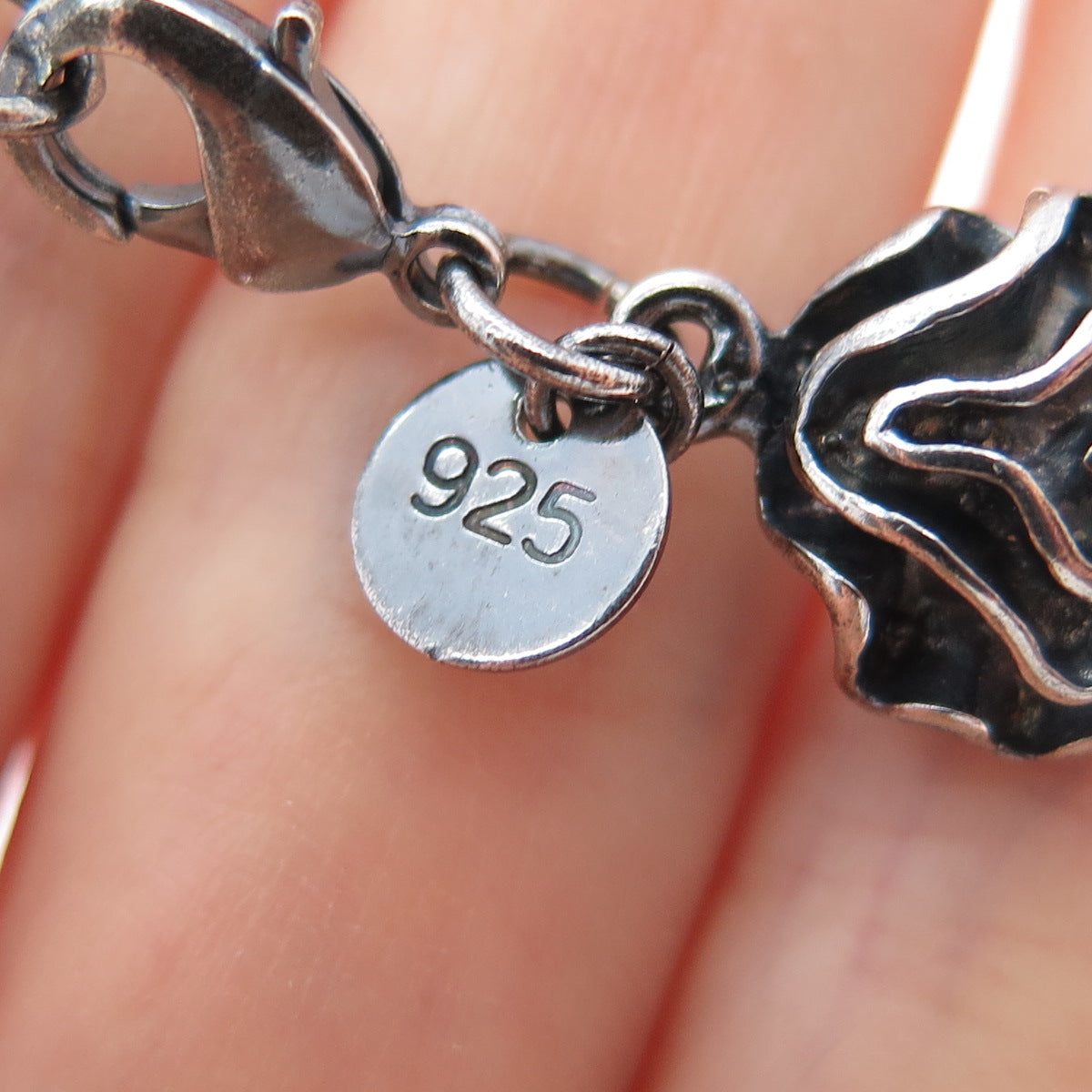 925 Sterling Silver Vintage Modernist Oxidized Flower Link