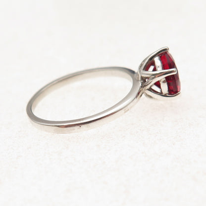 Dazzlers 925 Sterling Silver Vintage Real Round-Cut Red Garnet Ring Size 6