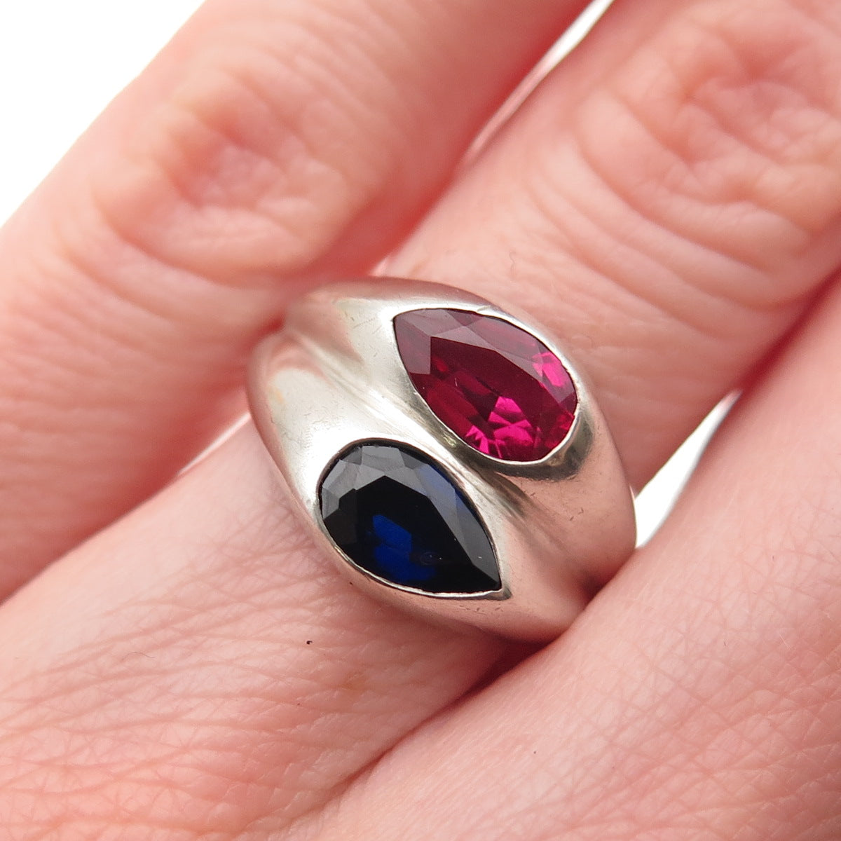925 Sterling Silver Vintage Lab-Created Ruby & Sapphire Modernist Ring Size 5