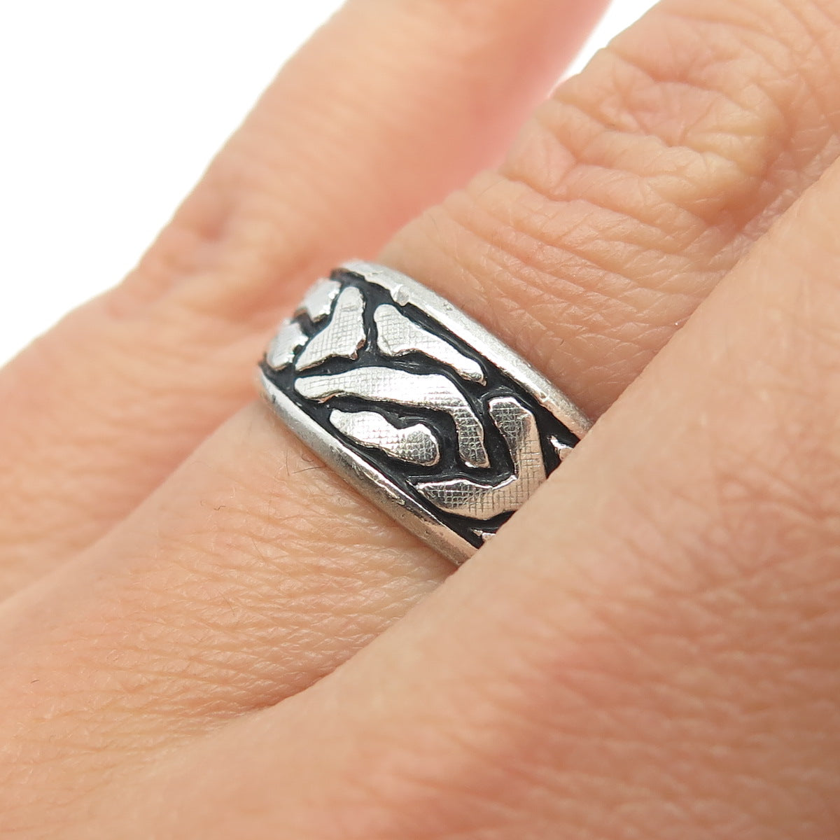 J. ESPOSITO 925 Sterling Silver Vintage Tribal Ring Size 6