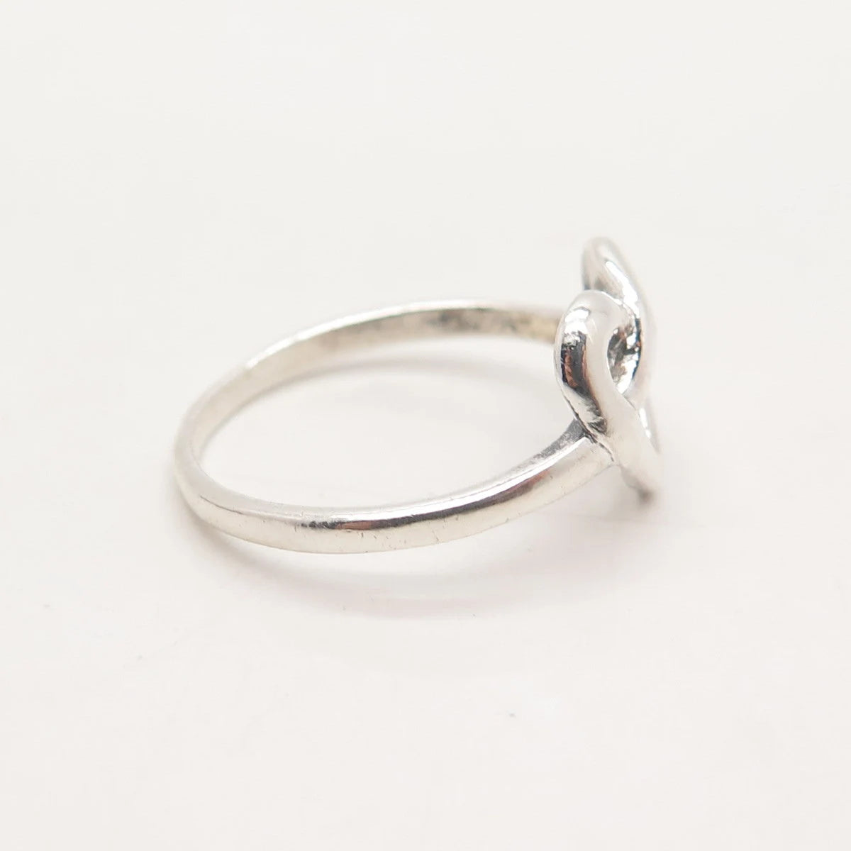 925 Sterling Silver Vintage Heart Knot Ring Size 8