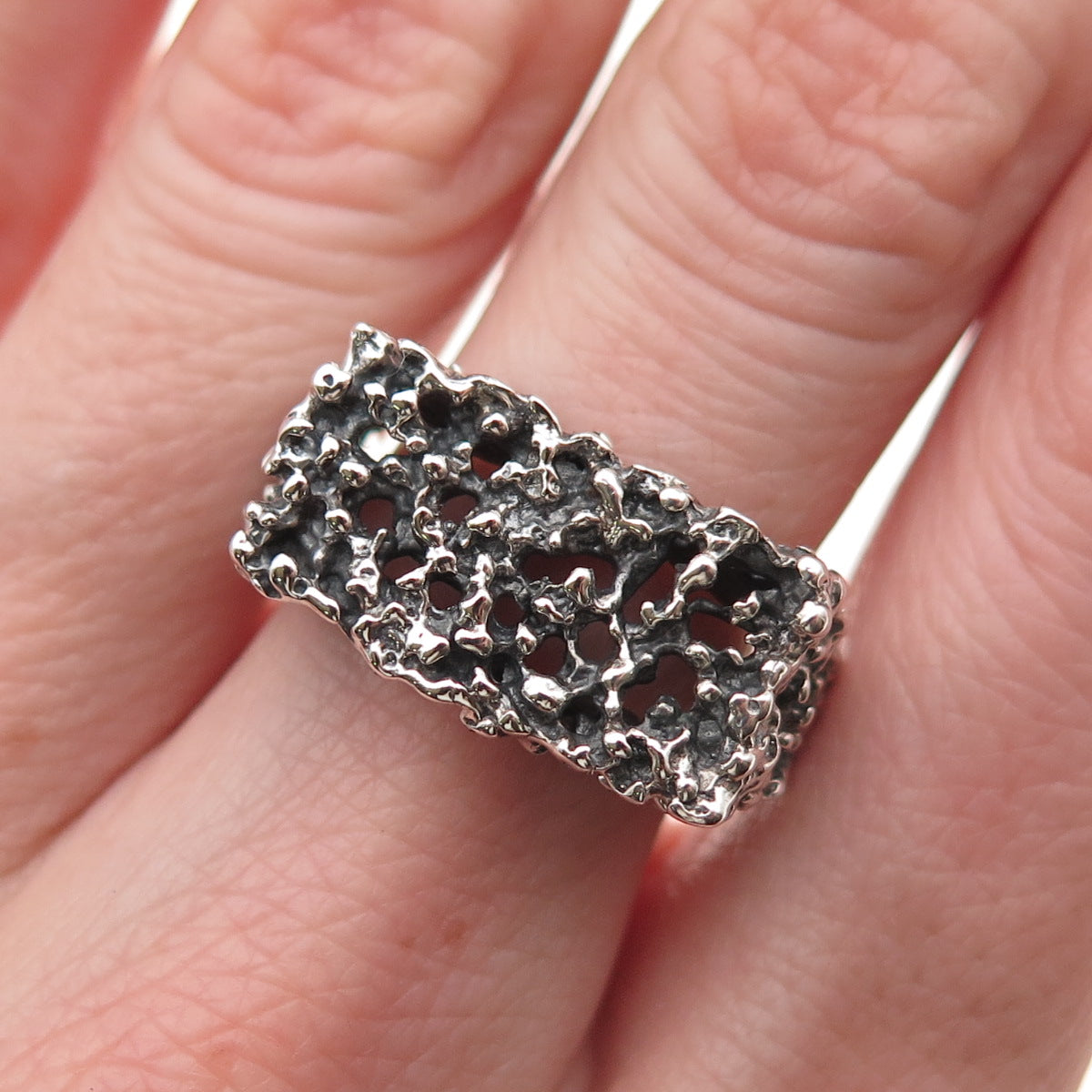 Ostby & Barton 925 Sterling Silver Vintage Modernist Nugget Oxidized Ring Size 9