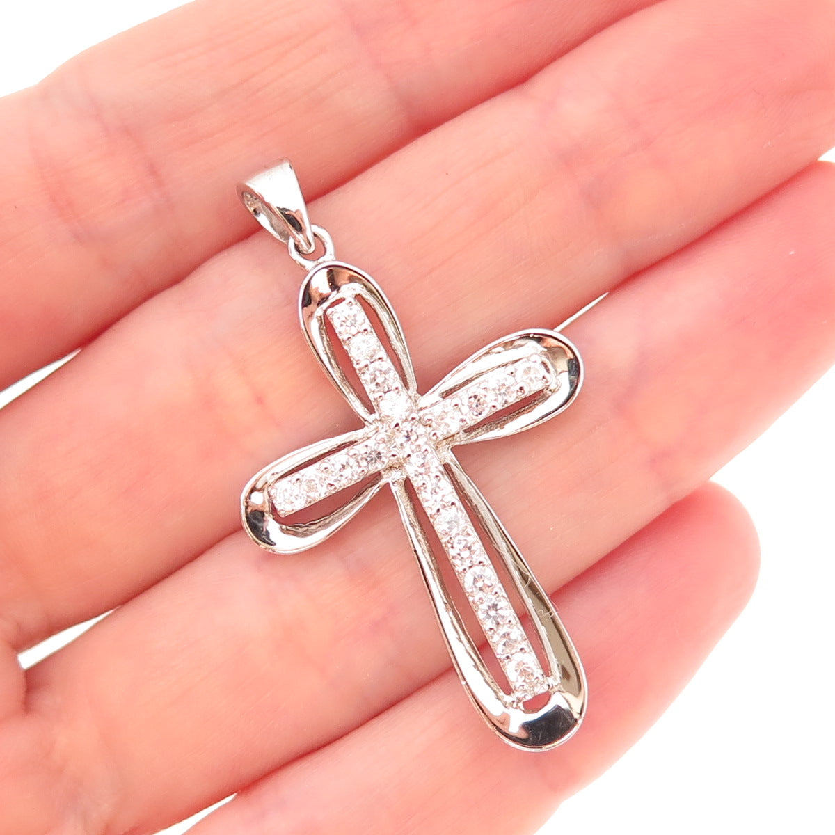 925 Sterling Silver Round-Cut C Z Cross Religious Charm Pendant
