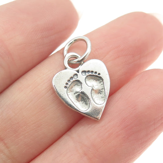 SUNDANCER 925 Sterling Silver Vintage Footprints Heart Minimalist Charm Pendant