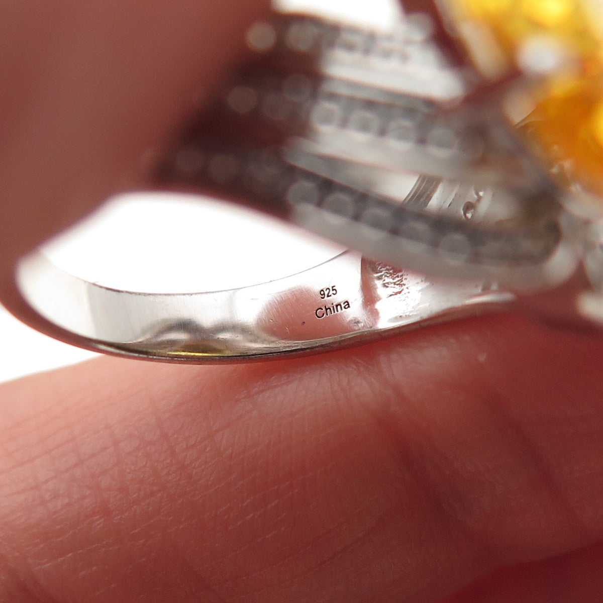 925 Sterling Silver Oval-Cut Canary & Round-Cut White C Z Ring Size 7