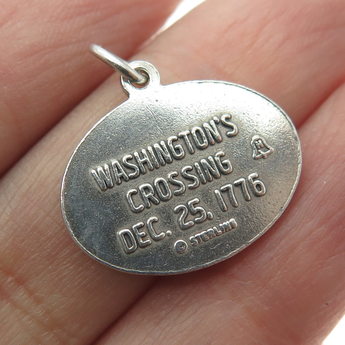 925 Sterling Silver Antique Washington Crossing the Delaware Pendant