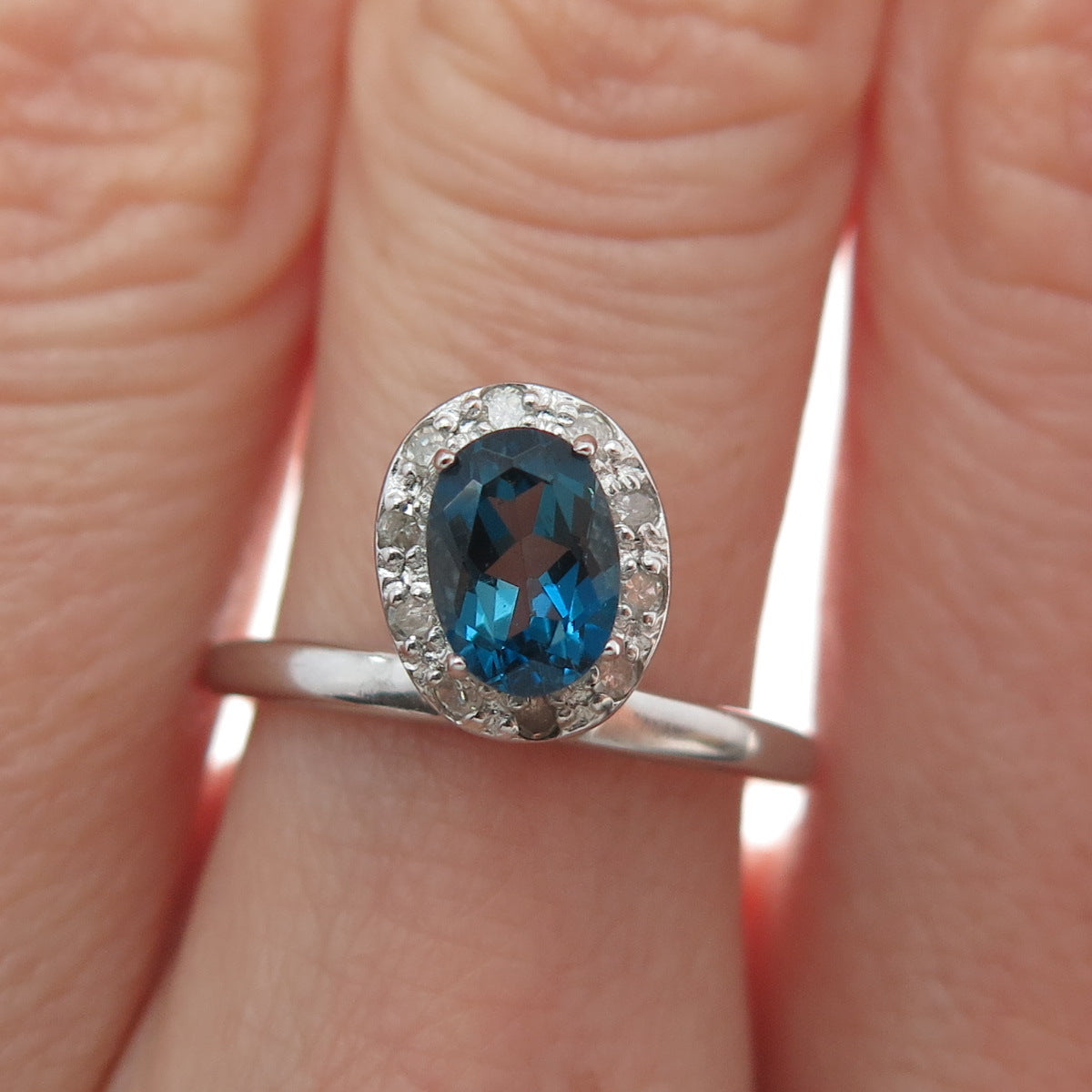 925 Sterling Silver Real Round-Cut Diamond & London Blue Topaz Ring Size 7.25