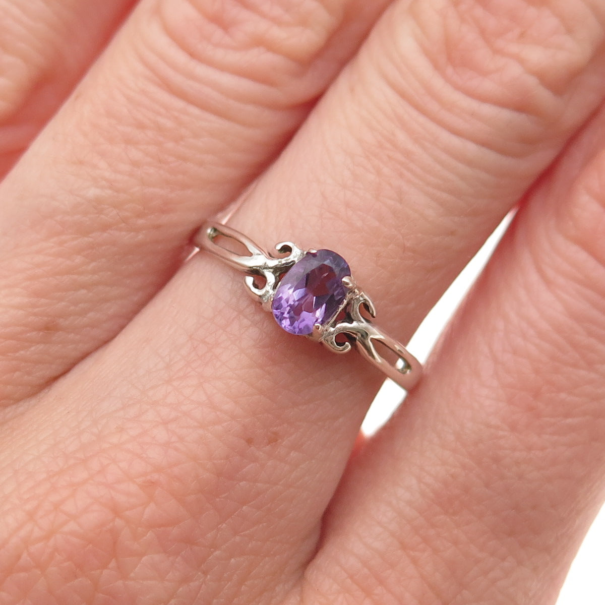 925 Sterling Silver Vintage Real Oval-Cut Amethyst Oxidized Ring Size 8