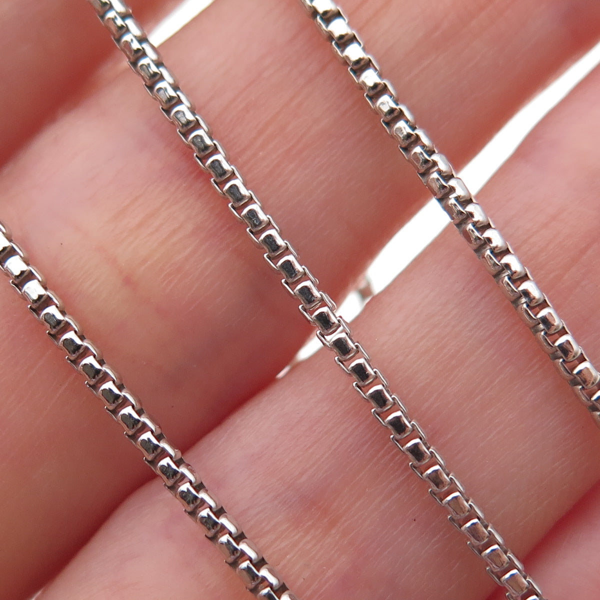 925 Sterling Silver Vintage Italy Round Box Chain Necklace 18"