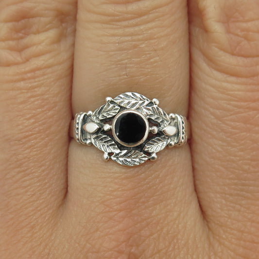 925 Sterling Silver Vintage Real Black Onyx Floral Leaf Oxidized Ring Size 8.25