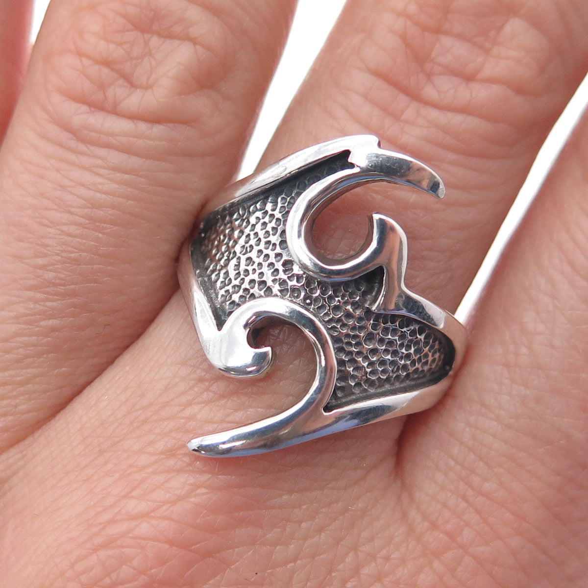 925 Sterling Silver Vintage Modernist Flame Oxidized Ring Size 9.75