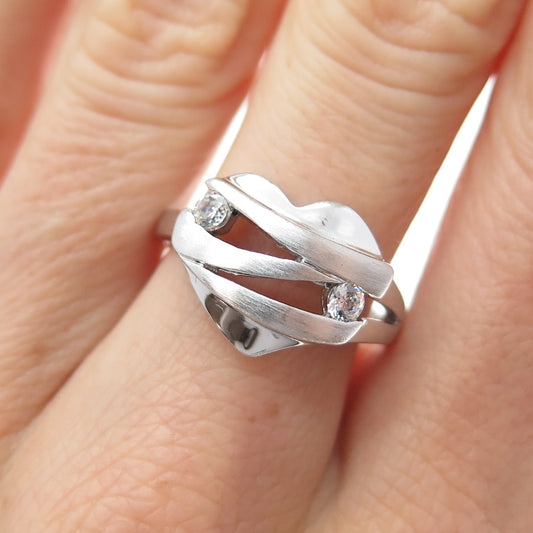 925 Sterling Silver Round-Cut C Z Modernist Heart Ring Size 7.25