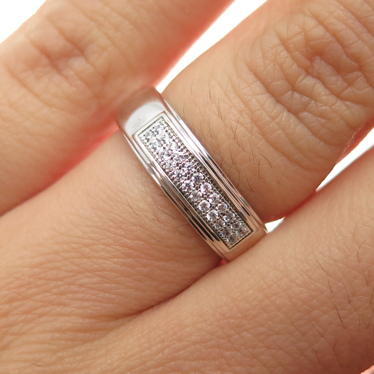 925 Sterling Silver Round-Cut C Z Ring Size 6.25