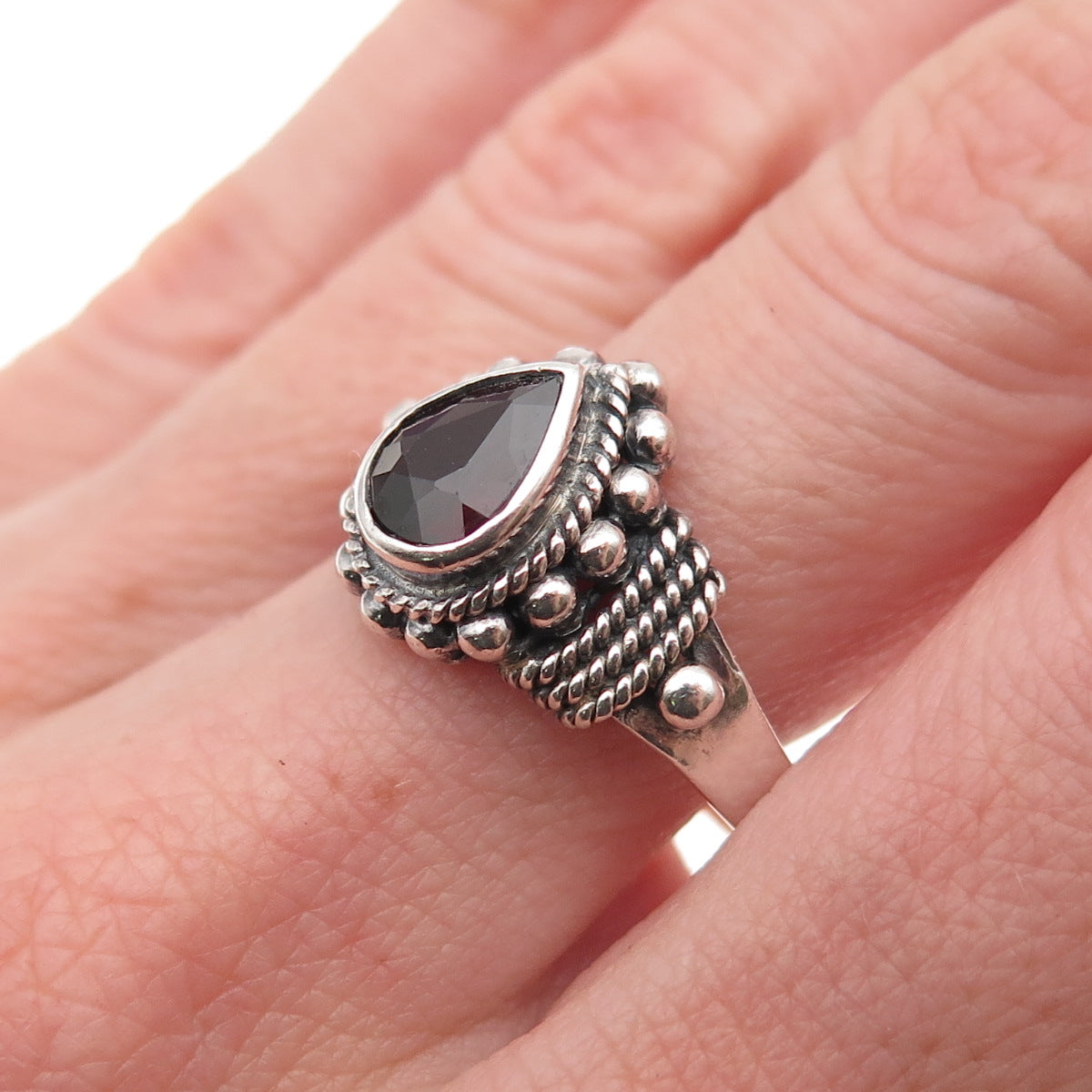 925 Sterling Silver Vintage Real Red Garnet Beaded Oxidized Ring Size 9