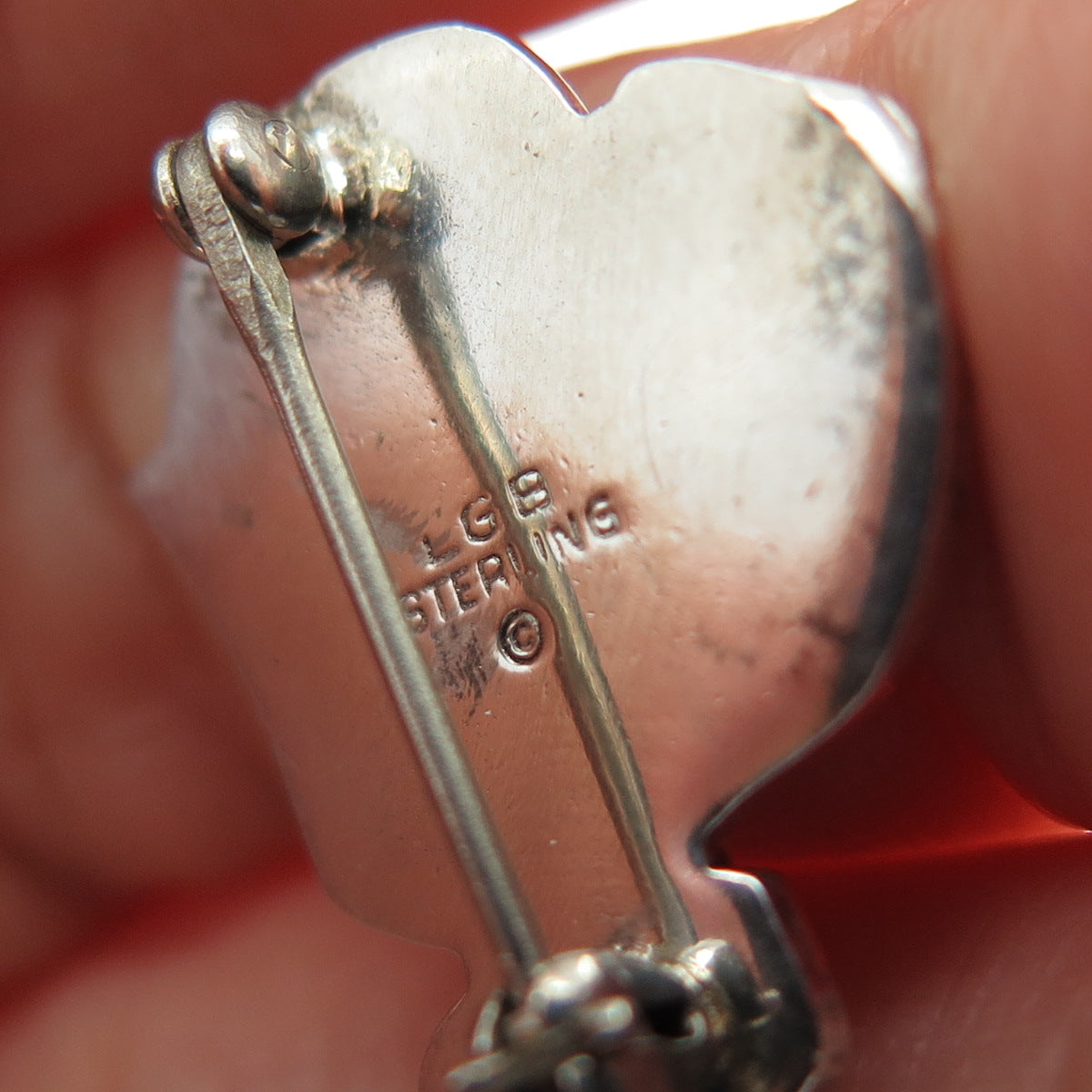 LGB BALFOUR 925 Sterling Silver Vintage Hat w/ Bow Oxidized Pin Brooch