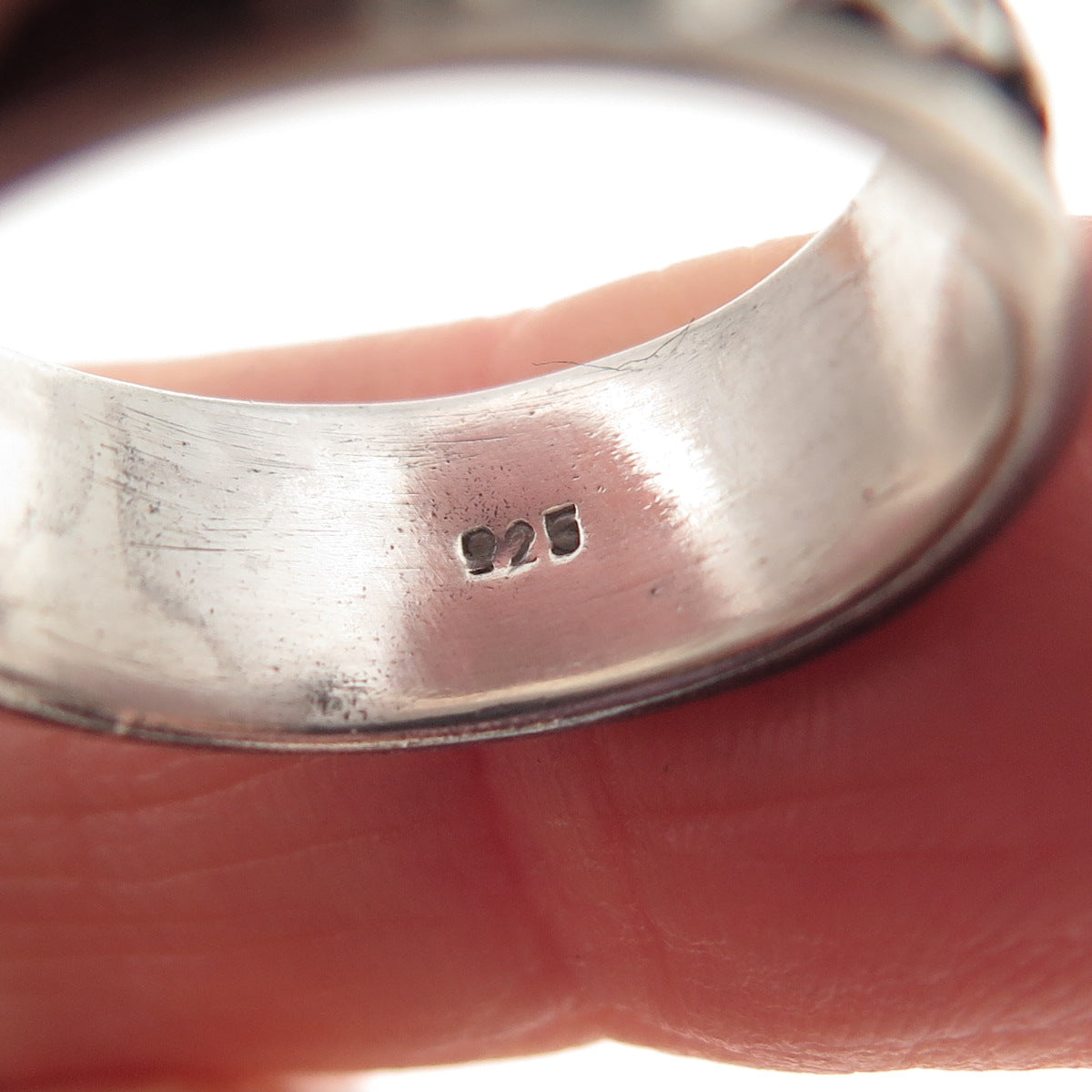 925 Sterling Silver Vintage Hand Palm & Hearts Oxidized Band Ring Size 7.75