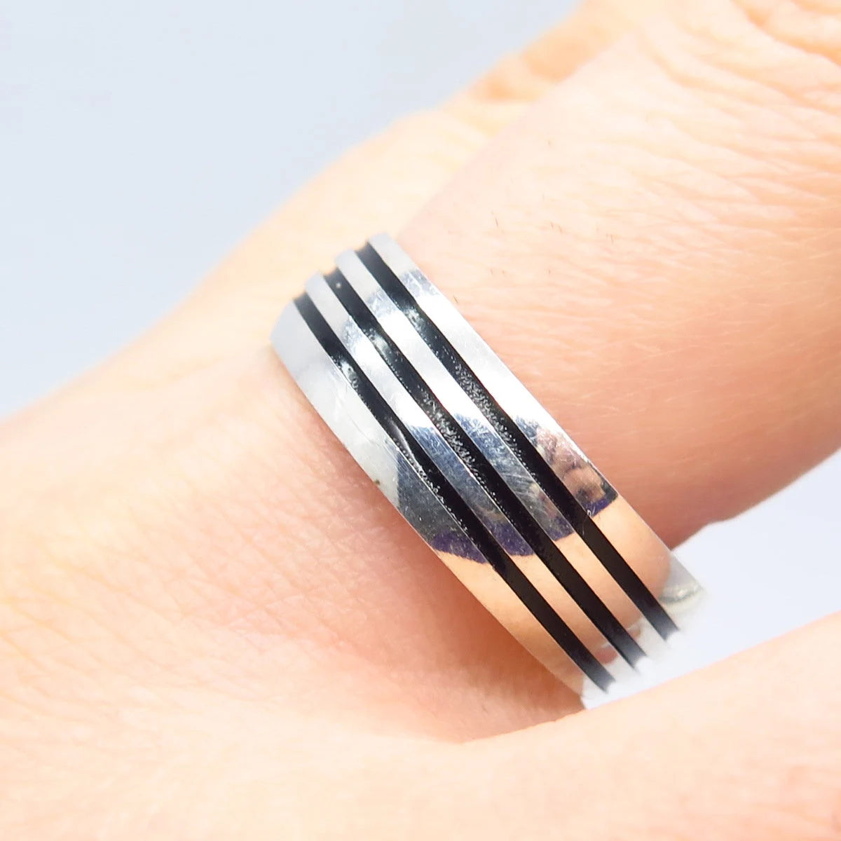 925 Sterling Silver Vintage Enamel Striped Band Ring Size 9.75