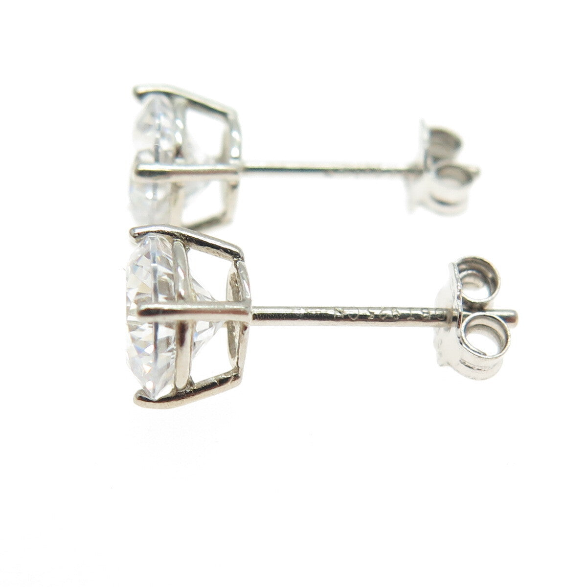 DEE BERKLEY JEWELRY 925 Sterling Silver Round-Cut Shaped C Z Stud Earrings