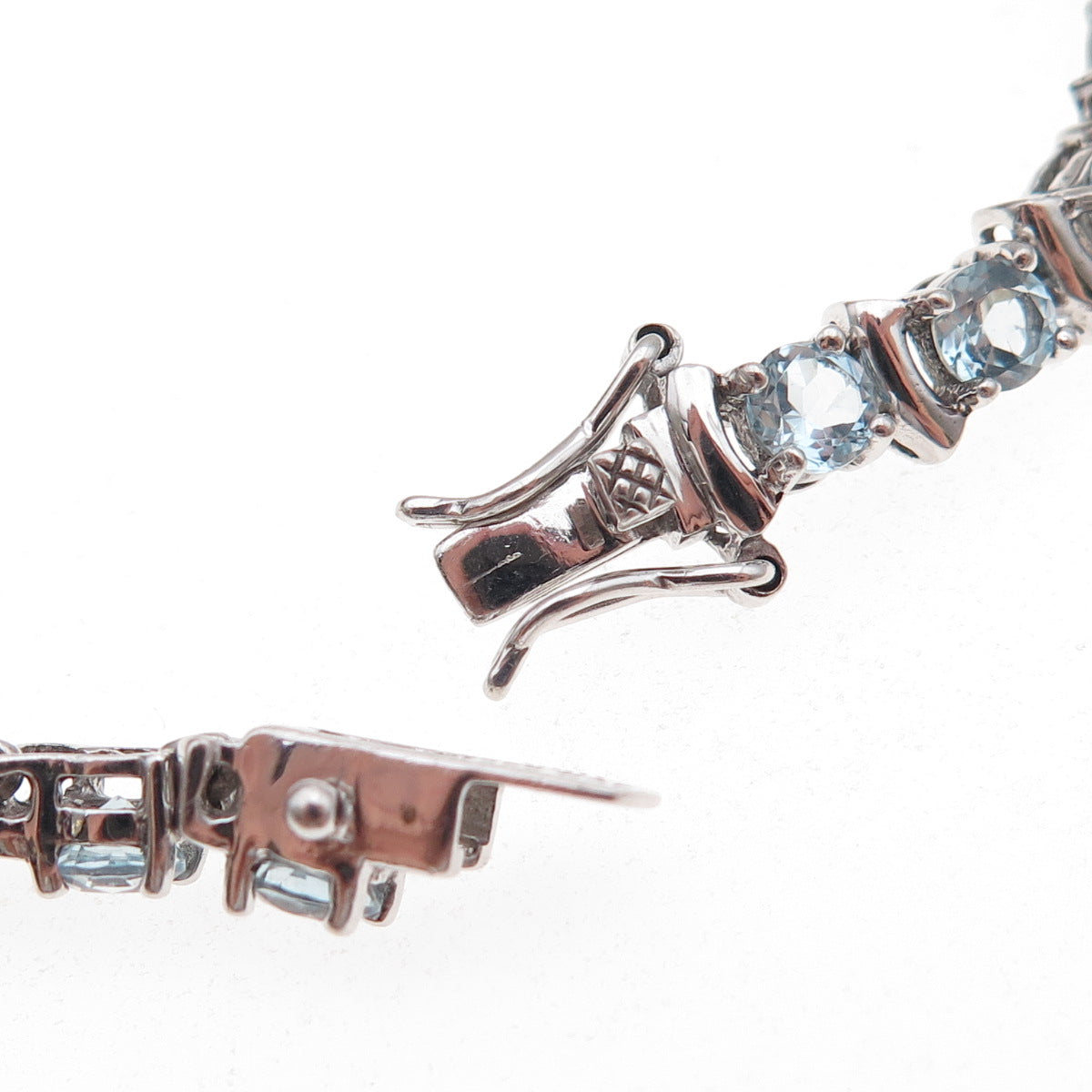 925 Sterling Silver Real Round-Cut Blue Topaz Bracelet 7.5"