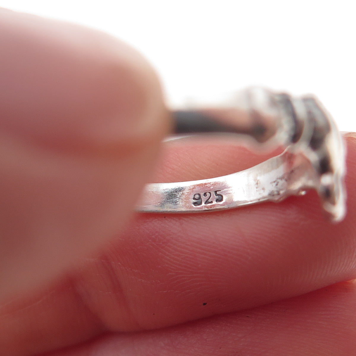 925 Sterling Silver Vintage Irish Claddagh Oxidized Ring Size 9